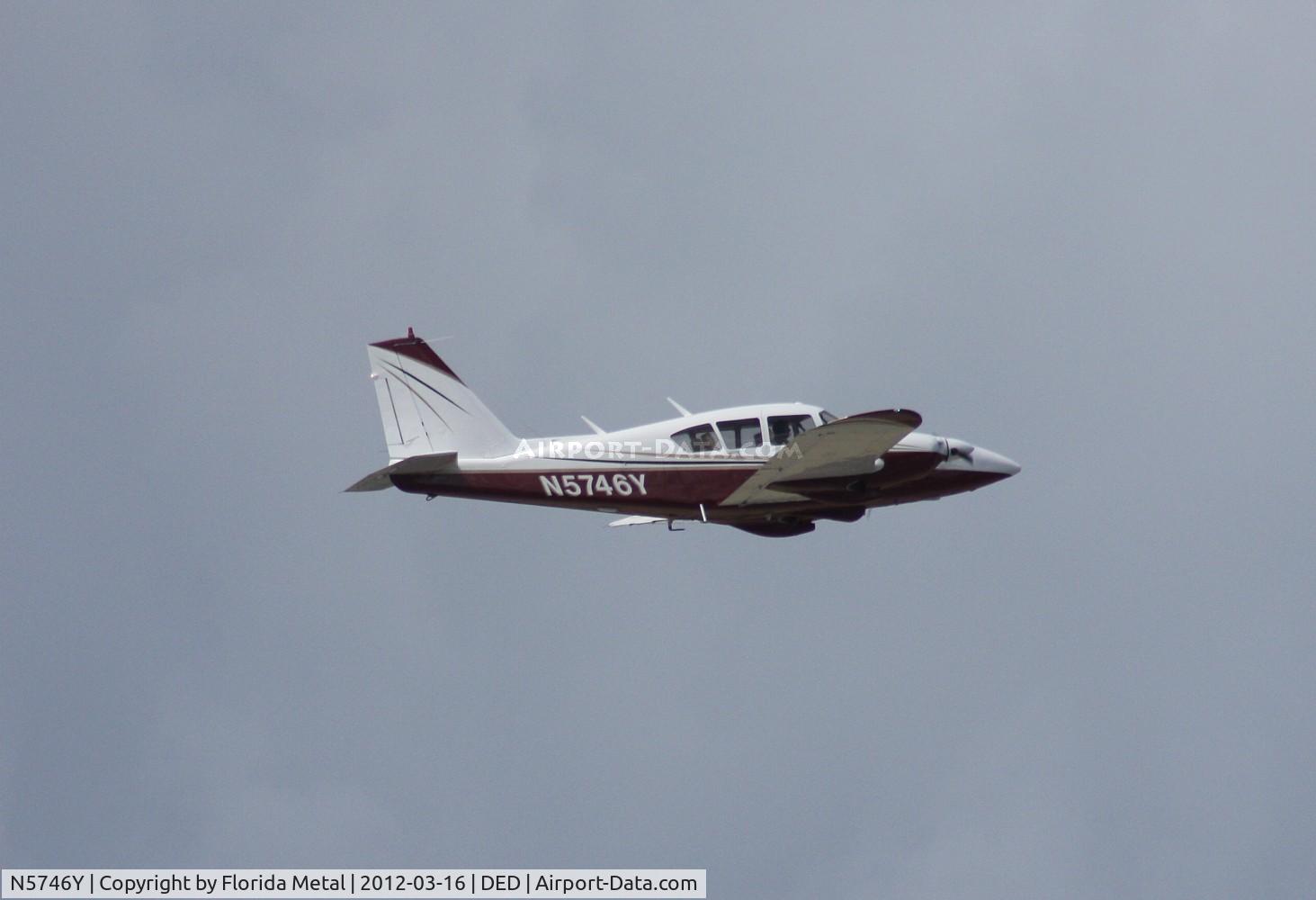 N5746Y, 1965 Piper PA-23-250 C/N 27-2871, PA-23-250