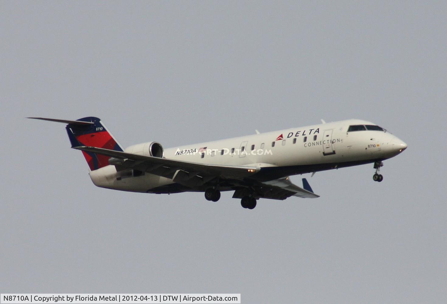 N8710A, 2002 Bombardier CRJ-200 (CL-600-2B19) C/N 7710, Pinnacle CRJ