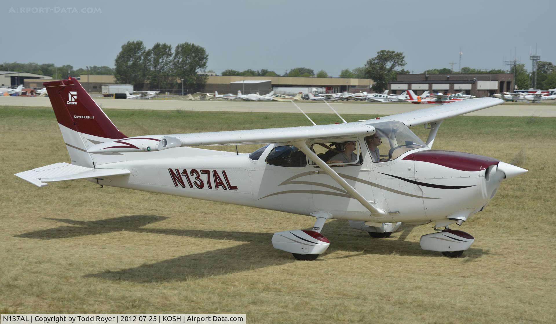 N137AL, 1976 Cessna 172N C/N 17268125, Airventure 2012