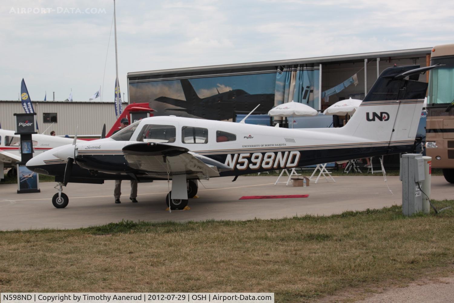 N598ND, 2010 Piper PA-44-180 Seminole C/N 4496282, Piper PA-44-180, c/n: 4496282