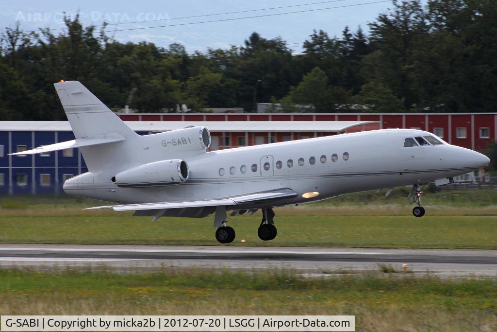 G-SABI, 2005 Dassault Falcon 900EX C/N 150, Landing