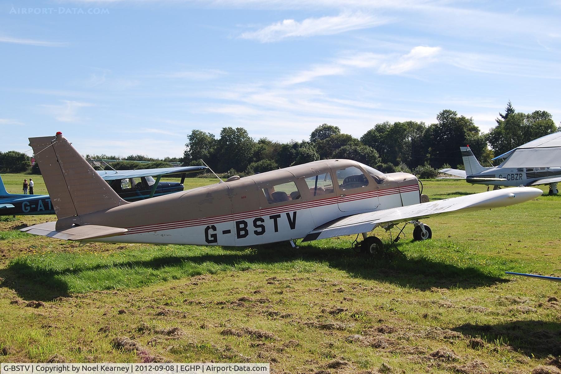 G-BSTV, 1967 Piper PA-32-300 Cherokee Six Cherokee Six C/N 32-40378, At the Vintage Fly-in at Popham Sept '12