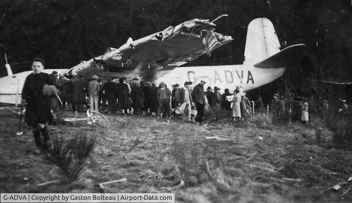 G-ADVA, Short S.23 Empire C/N S.818, crash site taken by G.Bolteau, sergent in Macon