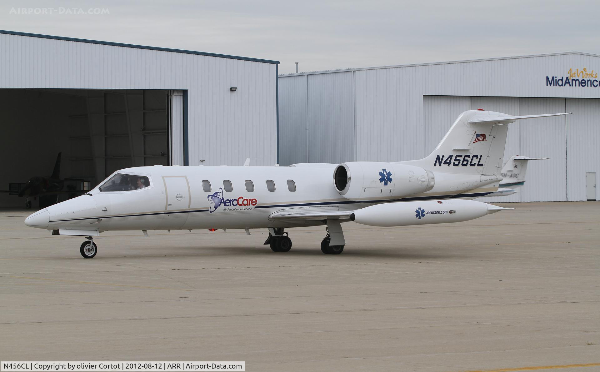 N456CL, 1981 Gates Learjet Corp. 35A C/N 456, on her way to the runway