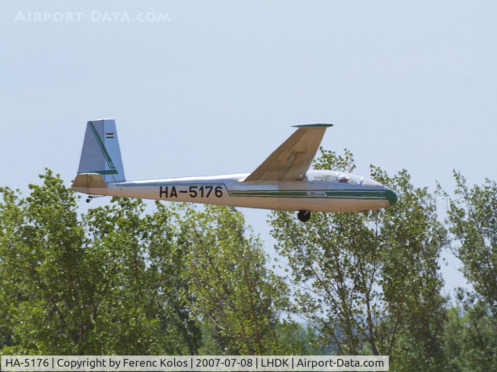 HA-5176, 1980 Let L-13 Blanik C/N 027360, Dunakeszi