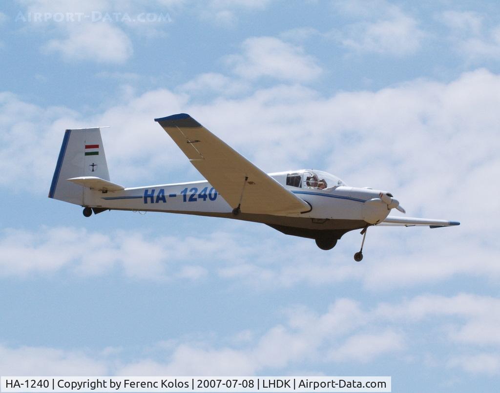 HA-1240, 1972 Scheibe SF-25C Falke C/N 4436, Dunakeszi