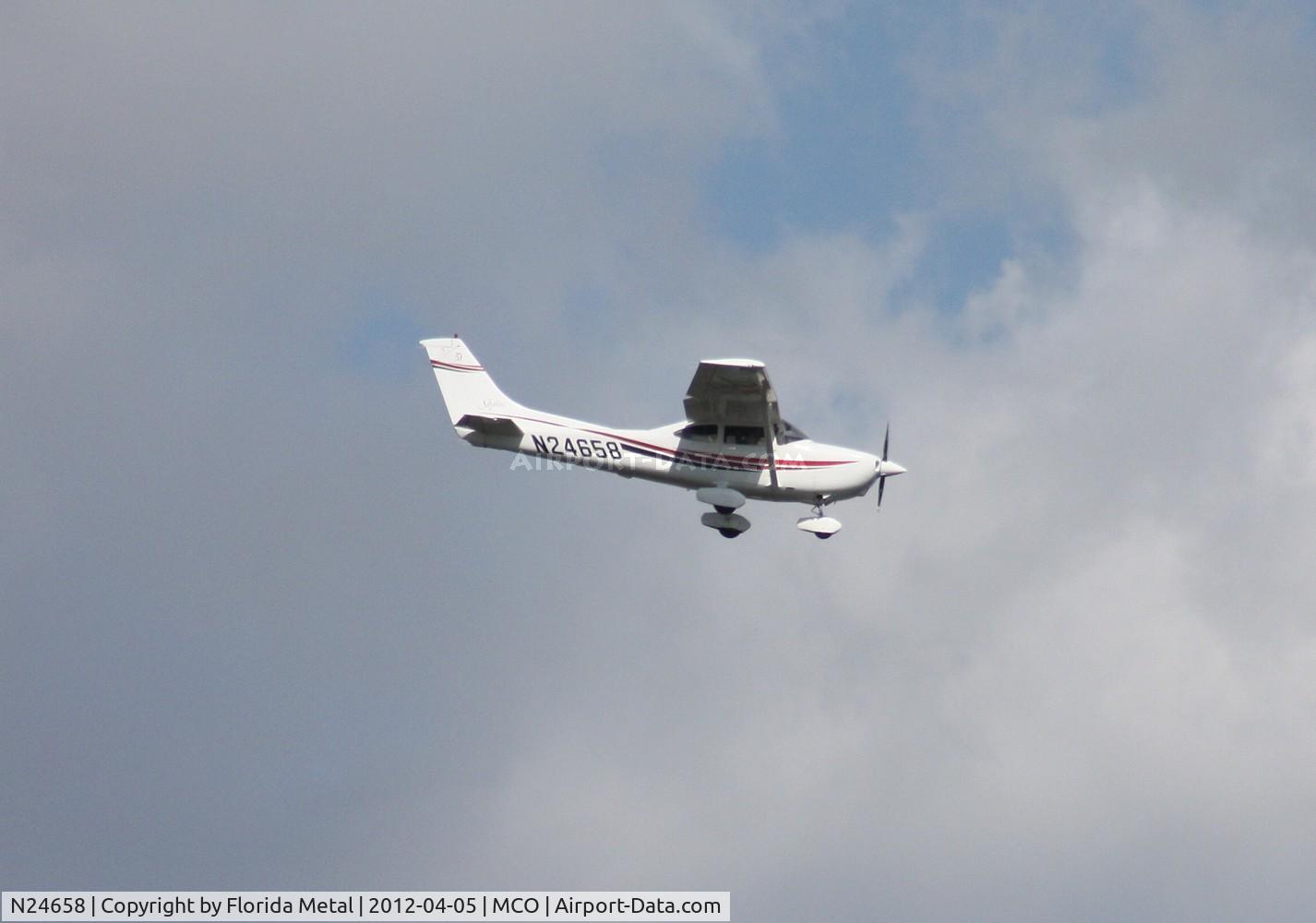 N24658, 1999 Cessna 182S Skylane C/N 18280660, Cessna 182S