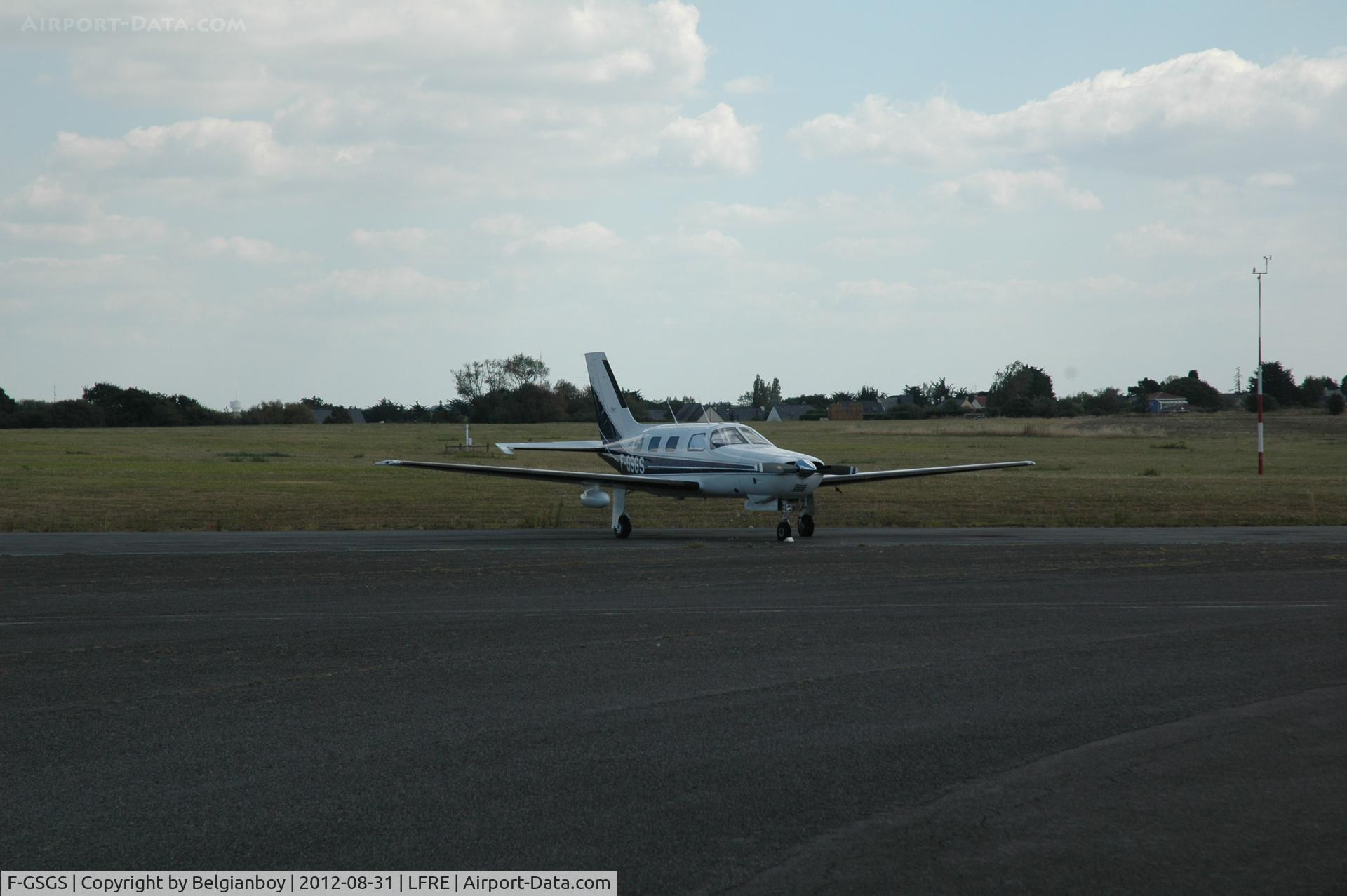 F-GSGS, 1994 Piper PA-46-350P Malibu Mirage C/N 4622154, Summer time