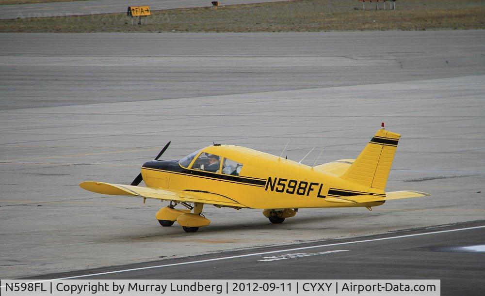 N598FL, 1971 Piper PA-28-140 C/N 28-7125469, On the ramp at Whitehorse, Yukon.