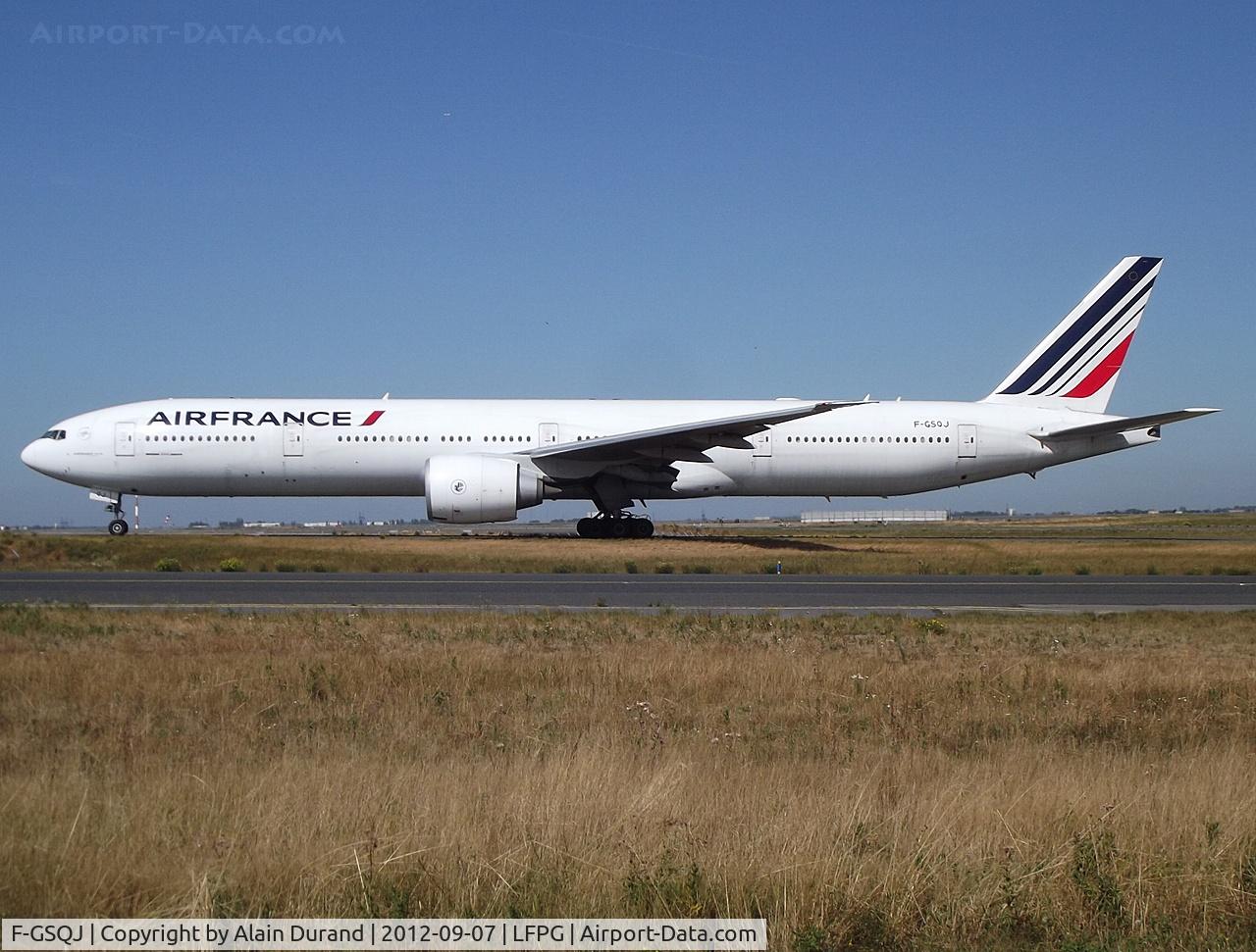 F-GSQJ, 2005 Boeing 777-328/ER C/N 32852, the 510th Triple Seven built has been on lease from ILFC since day 1.