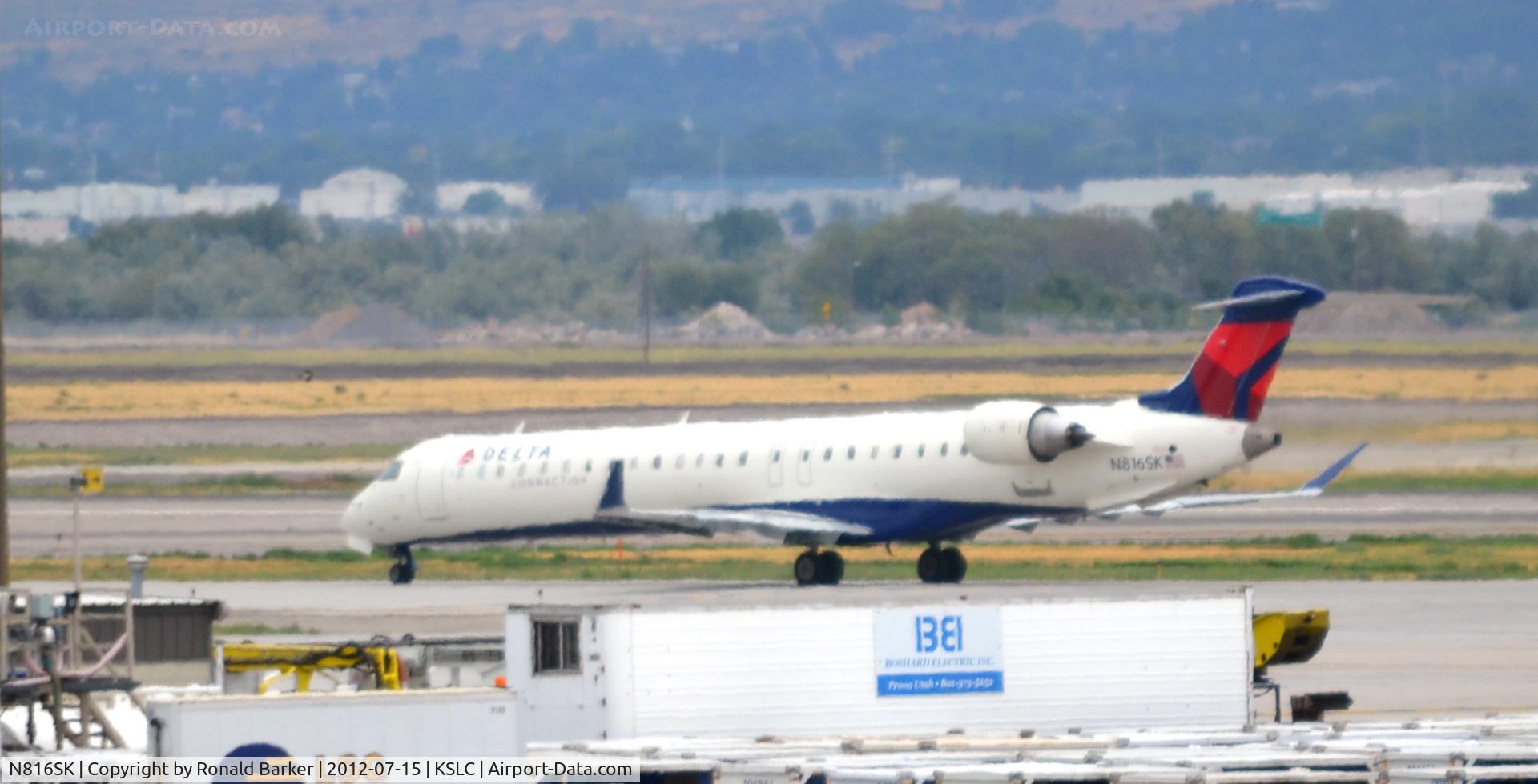 N816SK, 2006 Bombardier CRJ-900ER (CL-600-2D24) C/N 15105, Taxi SLC
