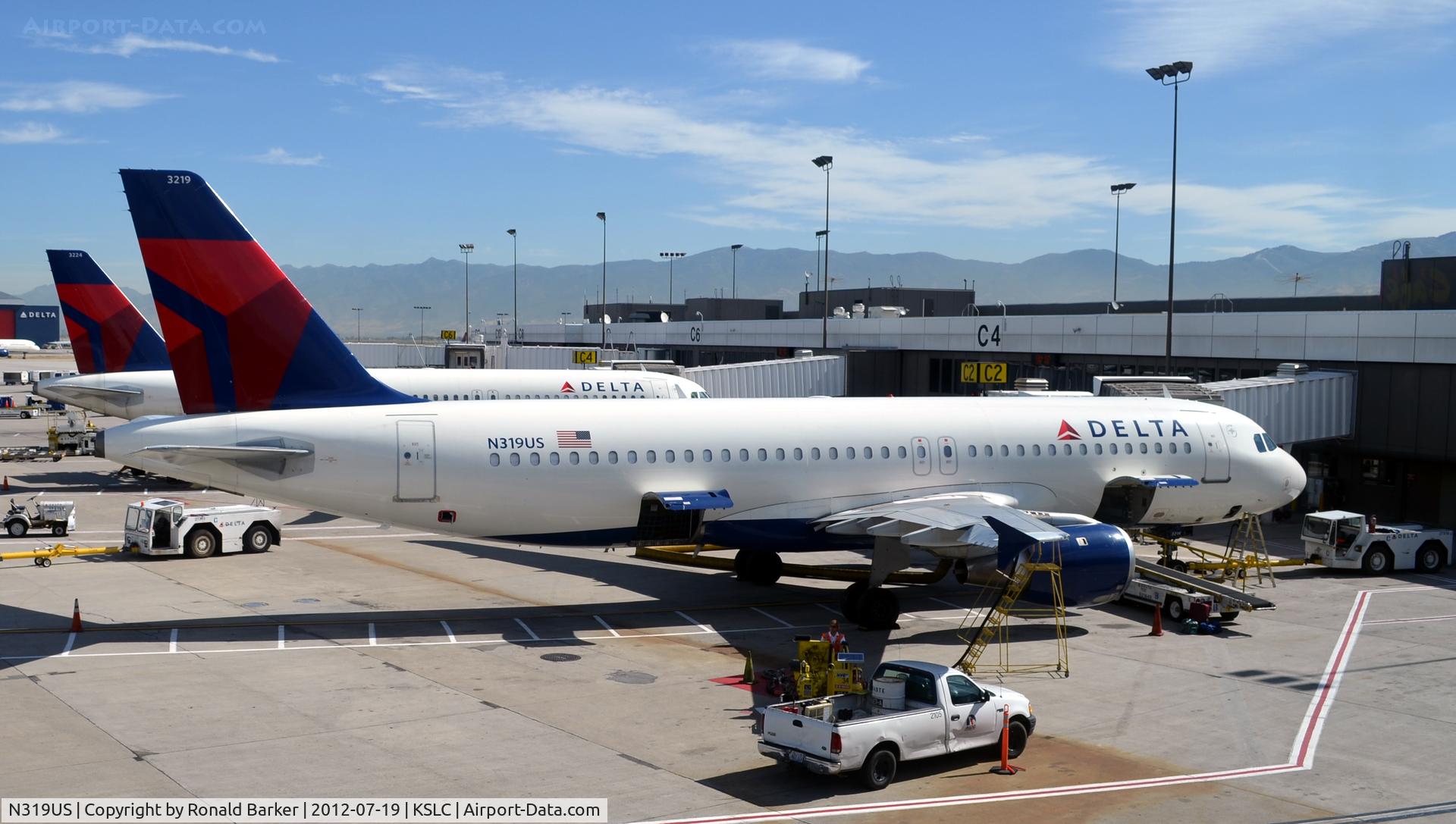 N319US, 1991 Airbus A320-211 C/N 208, SLC UT