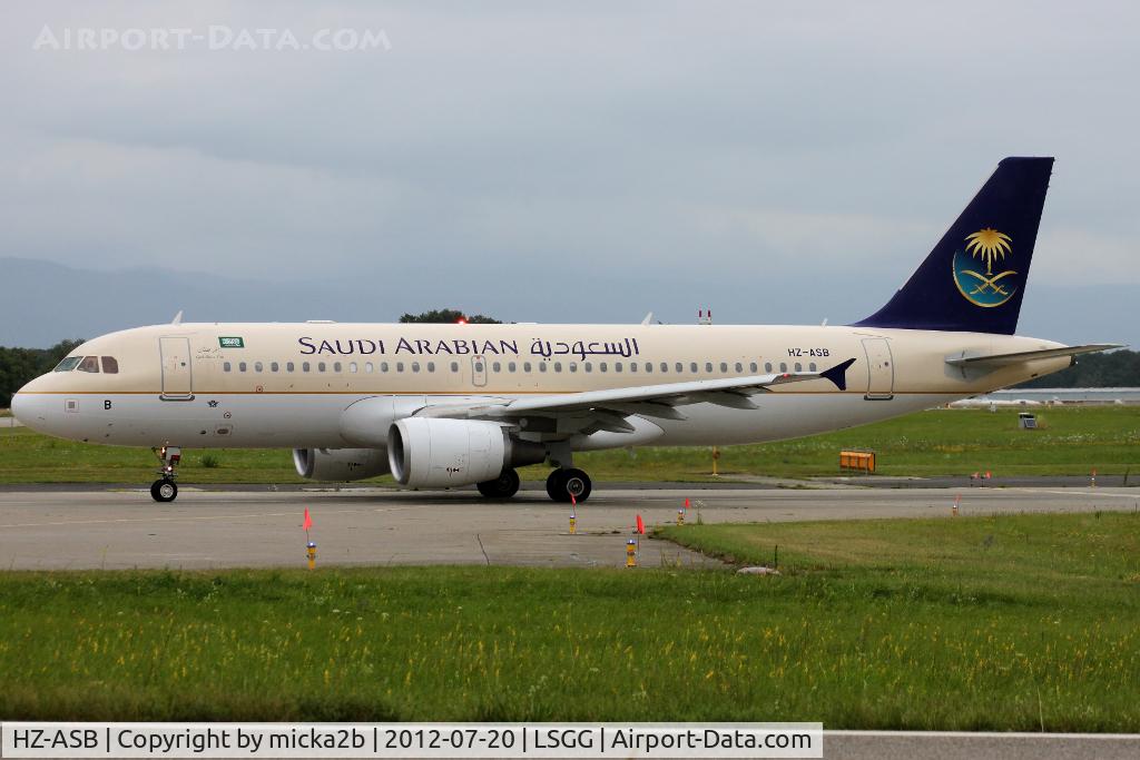 HZ-ASB, 2009 Airbus A320-214 C/N 4090, Taxiing