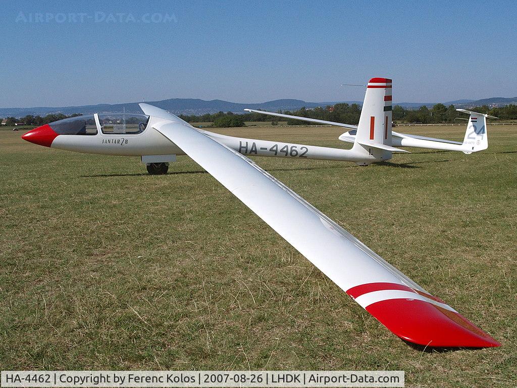 HA-4462, 1988 PZL-Bielsko SZD-42-2 Jantar 2B C/N B-1674, Dunakeszi