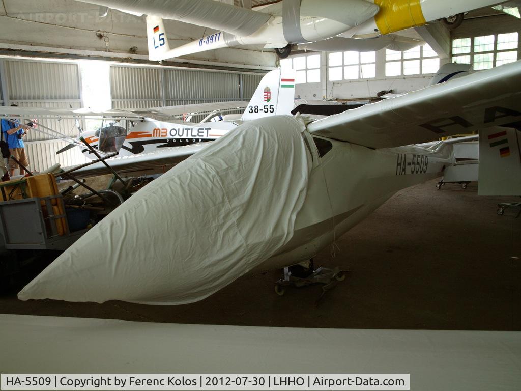 HA-5509, 1984 Rubik R-26SU Góbé 82 C/N AA800025, Hajdúszoboszló
