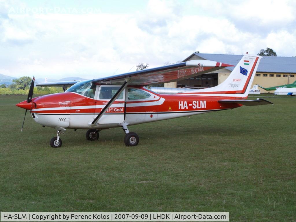 HA-SLM, Cessna 182P Skylane C/N 18262838, Dunakeszi