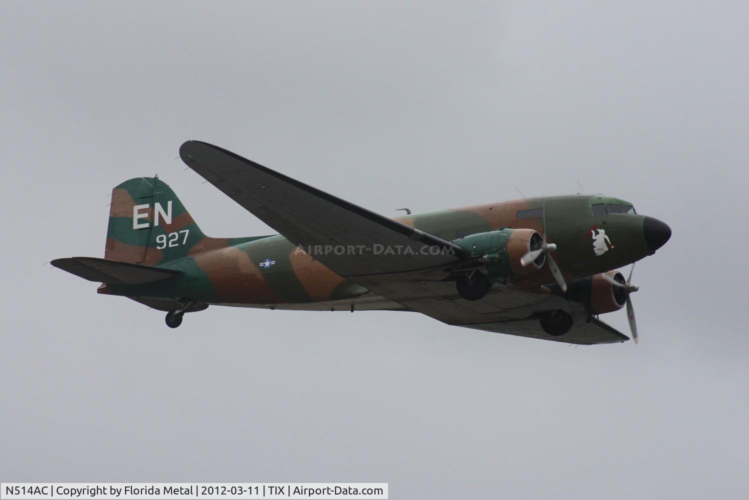 N514AC, 1944 Douglas DC3C (R4D6) C/N 26558, Spooky taking off