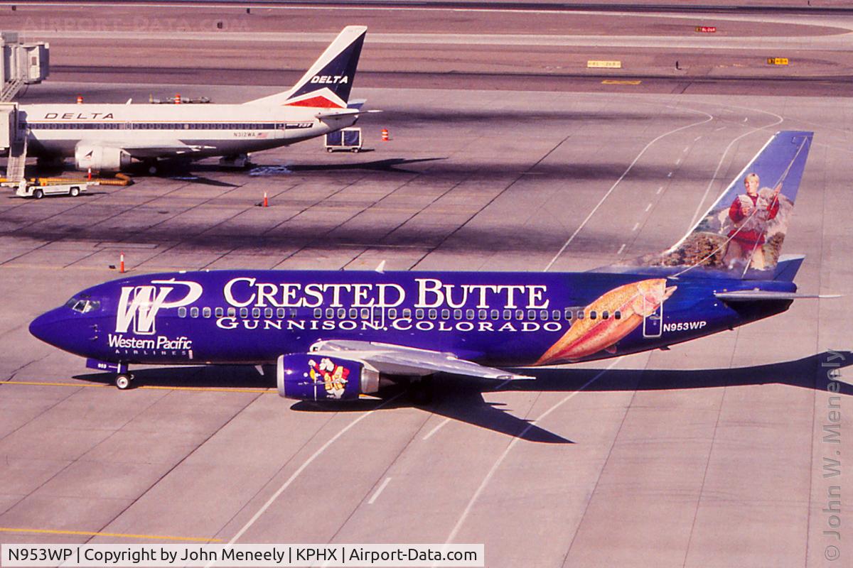 N953WP, 1987 Boeing 737-3B7 C/N 23384, WestPac logojet at PHX in November 1997