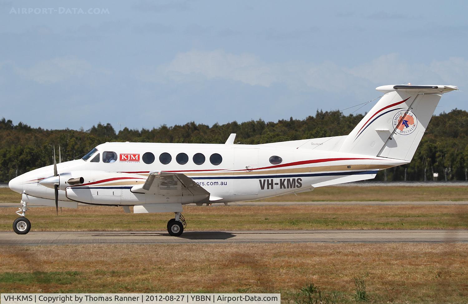 VH-KMS, 1999 Raytheon B200 King Air C/N BB-1667, Beechcraft King Air