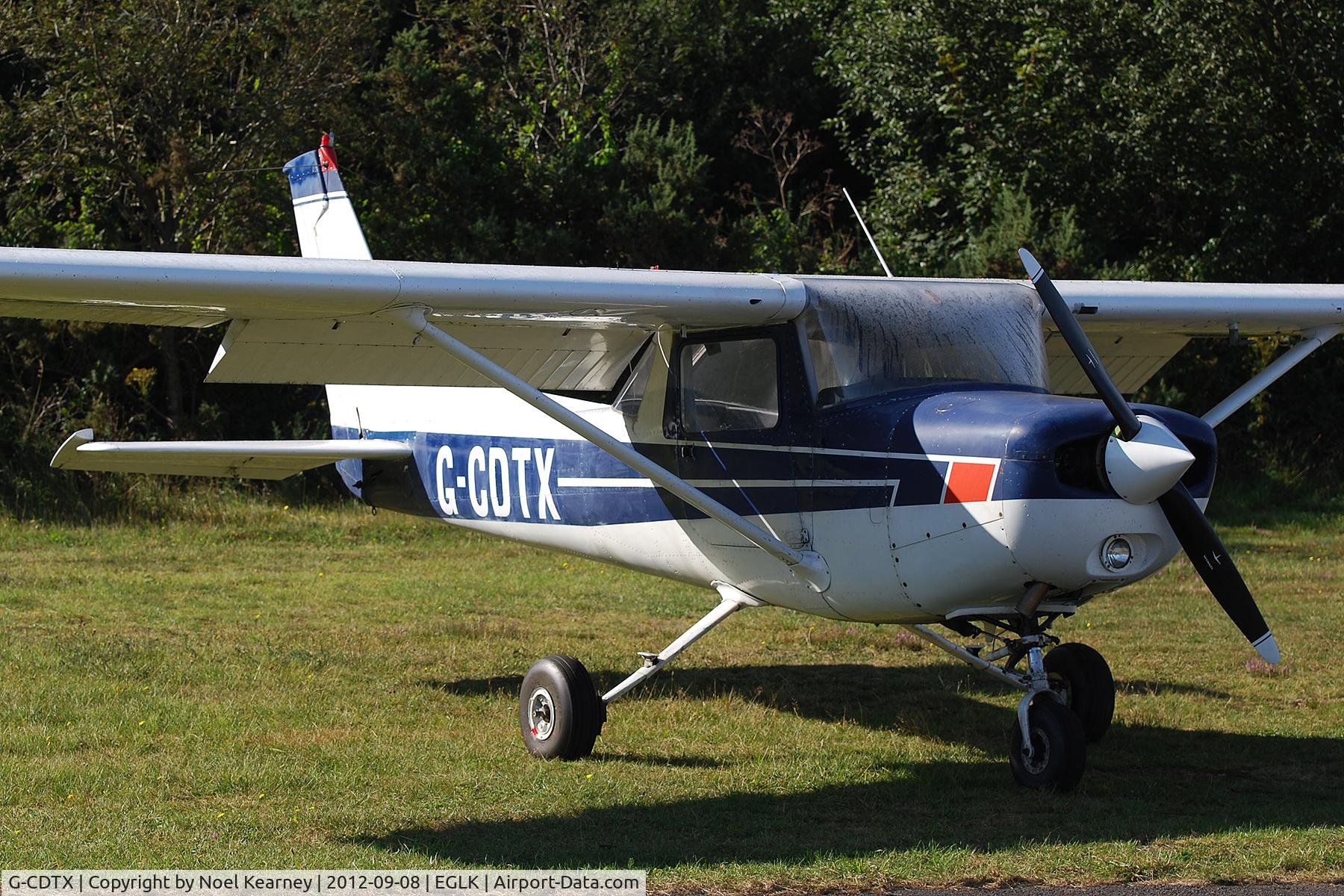G-CDTX, 1979 Reims F152 C/N 1662, Parked on the grass at Blackbushe.