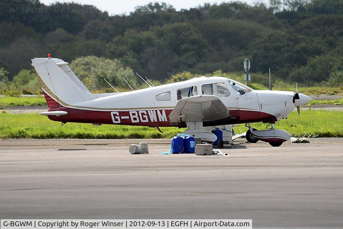 G-BGWM, 1979 Piper PA-28-181 Cherokee Archer II C/N 28-7990458, Visiting Cherokee Archer II operated by Thames Valley Flying Club..