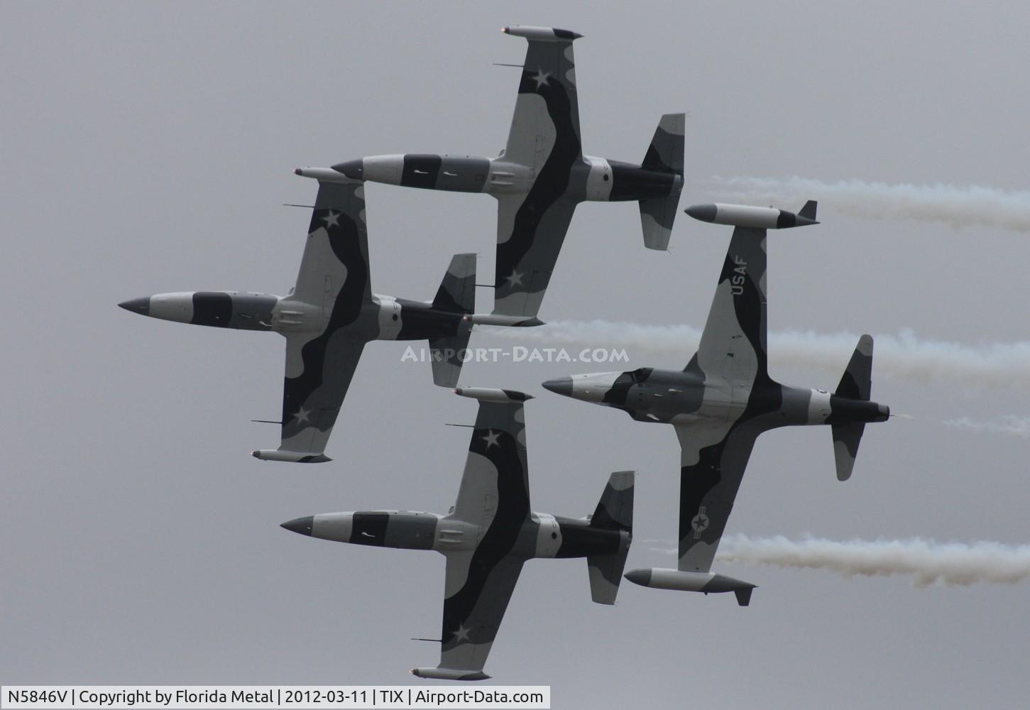 N5846V, 1984 Aero L-39C Albatros C/N 432826, Black Diamond L39s with T-33