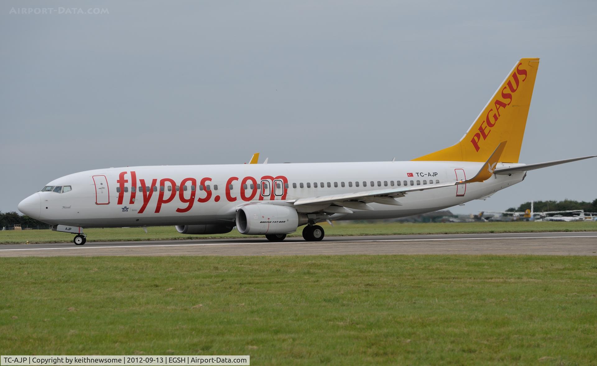 TC-AJP, 2011 Boeing 737-82R C/N 32735, The regular Thursday Pegasus charter !