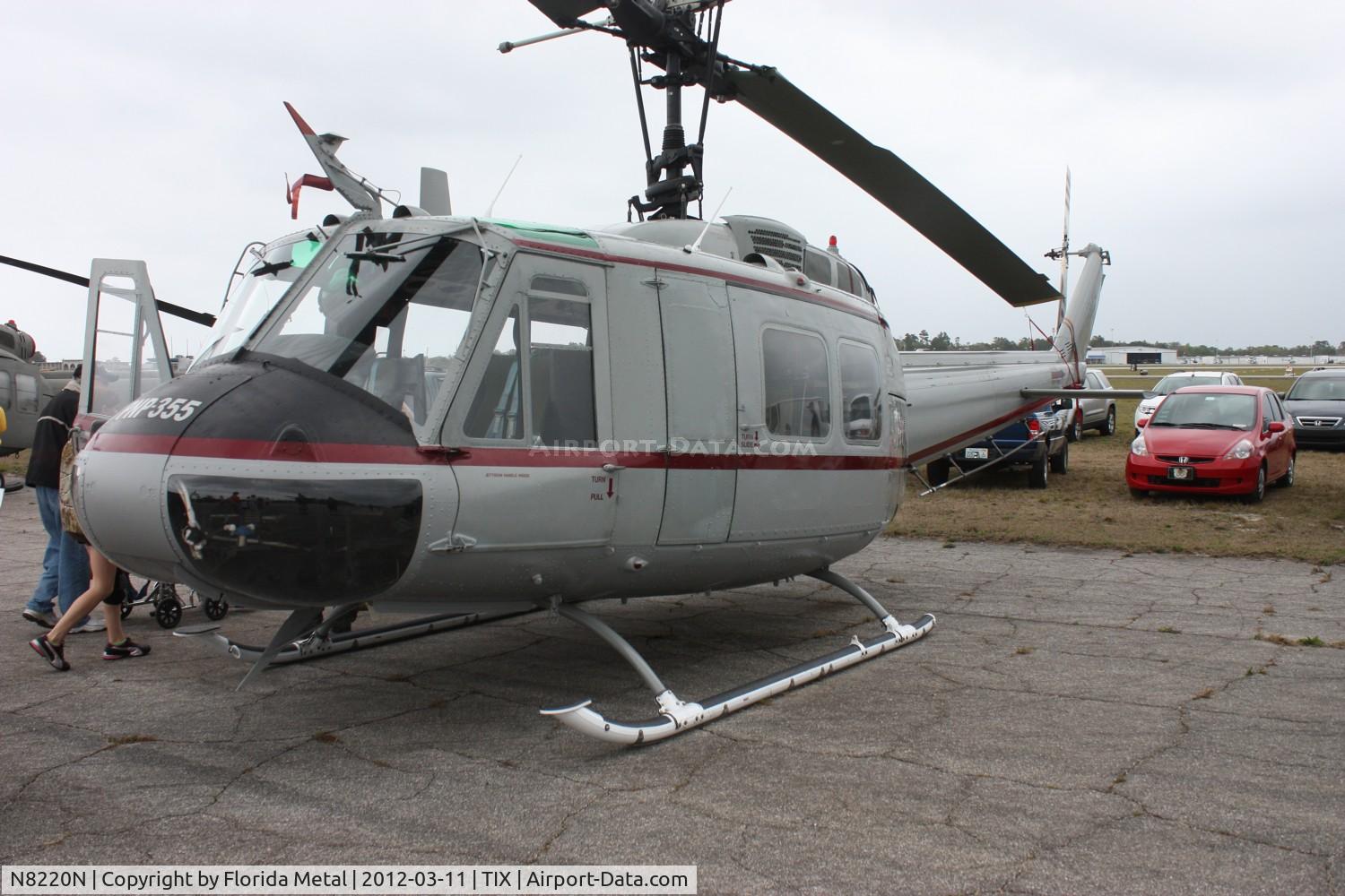 N8220N, Bell UH-1H C/N 71-20271, Bell UH-1H