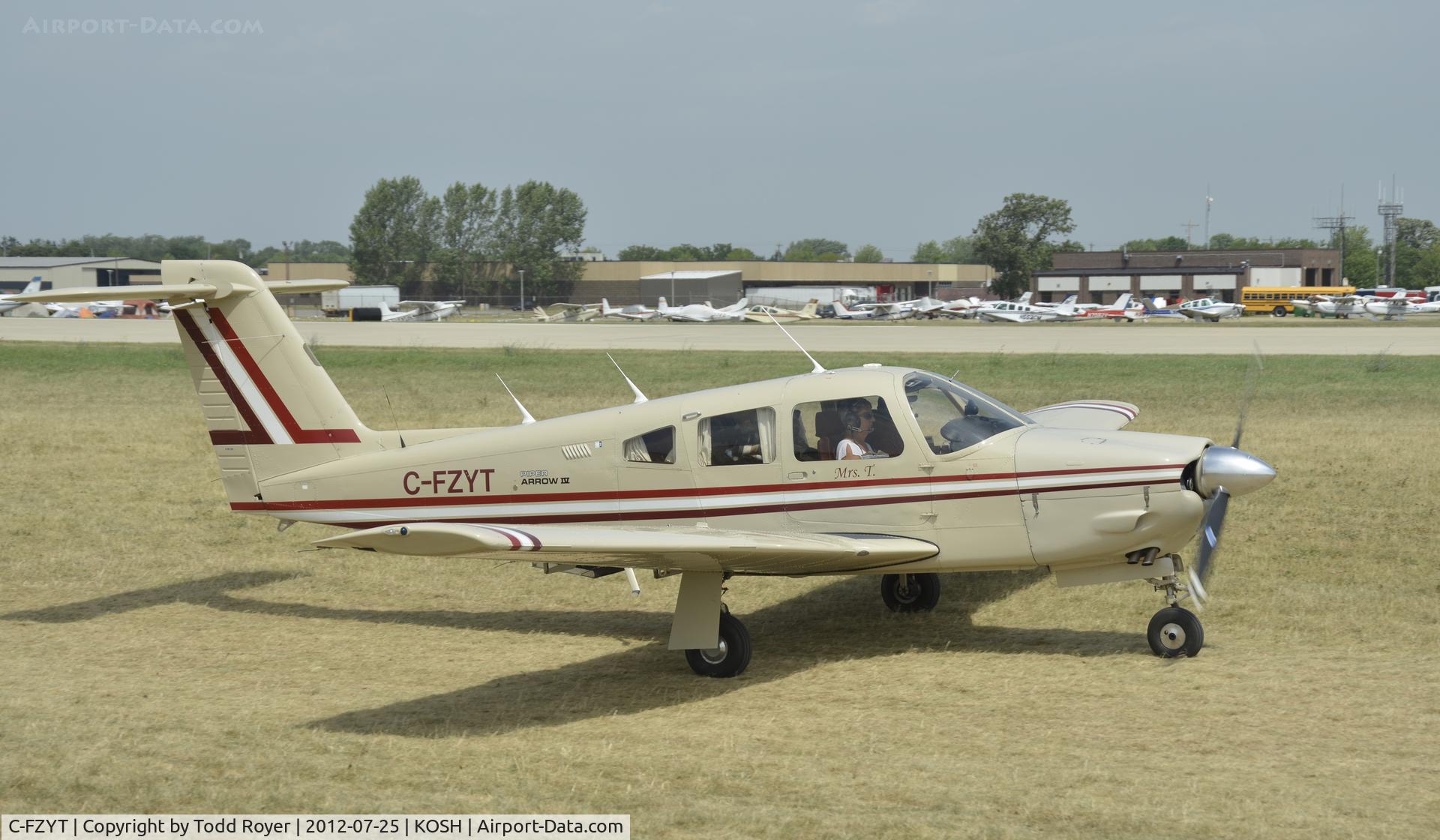 C-FZYT, 1981 Piper PA-28RT-201 Arrow IV C/N 28R-8218008, Airventure 2012