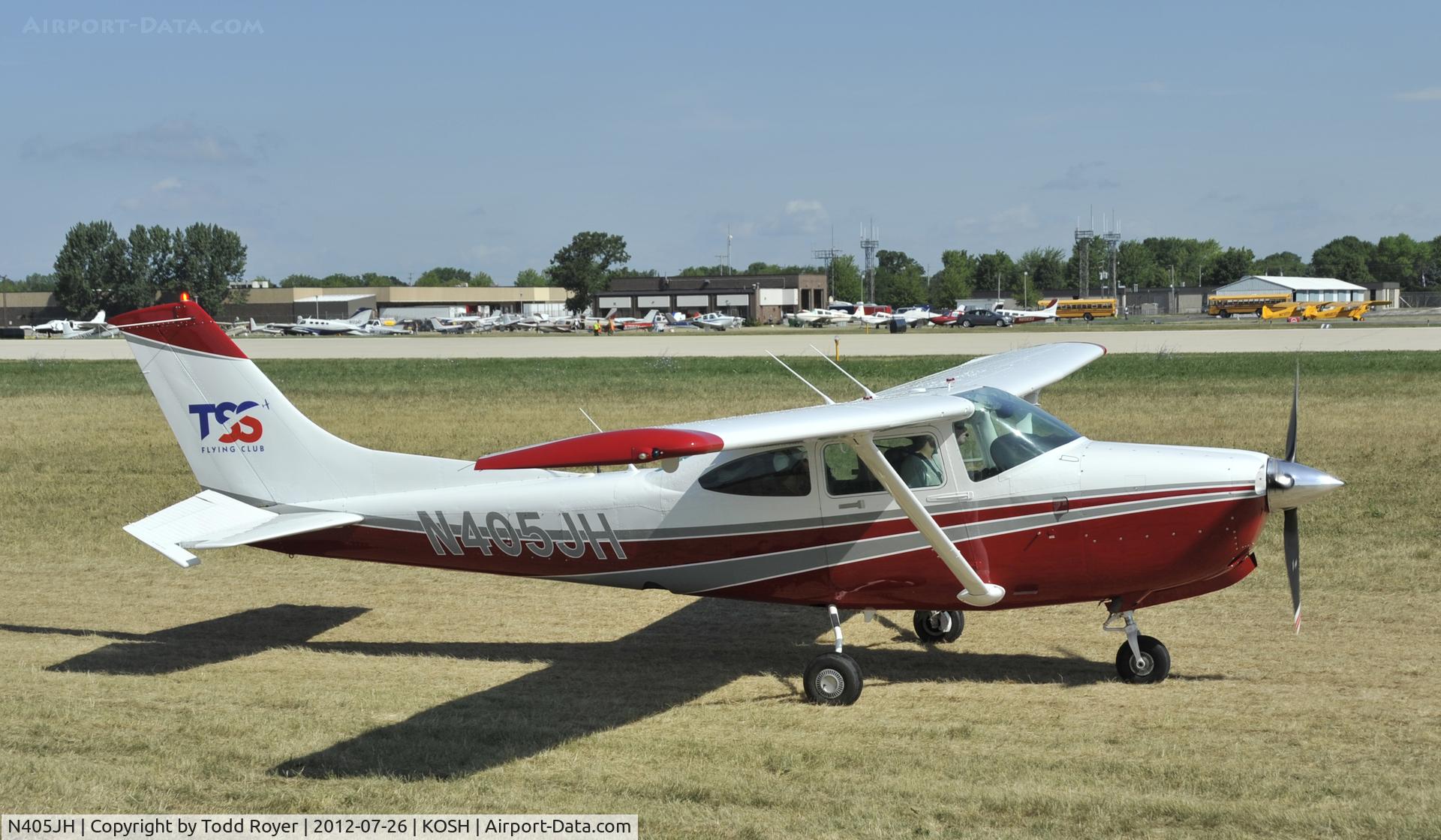N405JH, 1981 Cessna R182 Skylane RG C/N R18201790, Airventure 2012