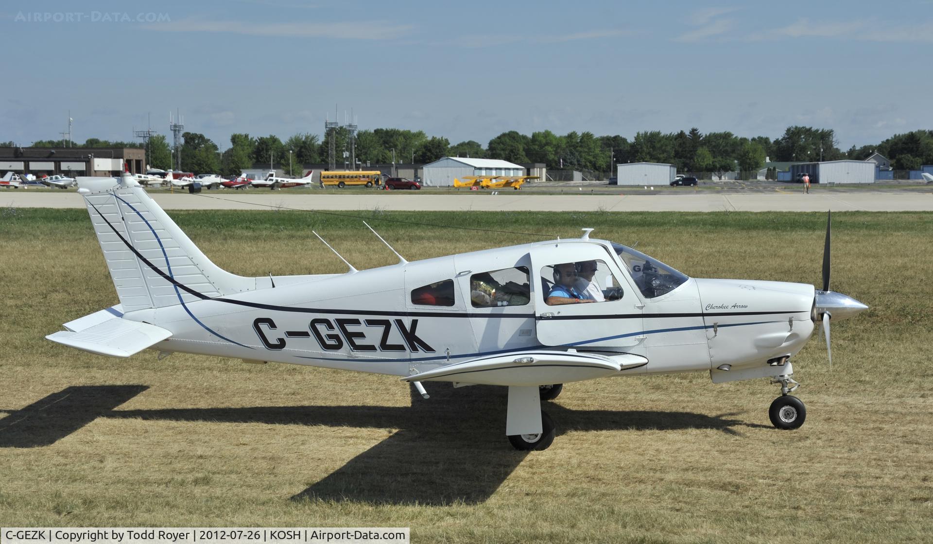 C-GEZK, 1976 Piper PA-28R-200 Cherokee Arrow C/N 28R-7635138, Airventure 2012
