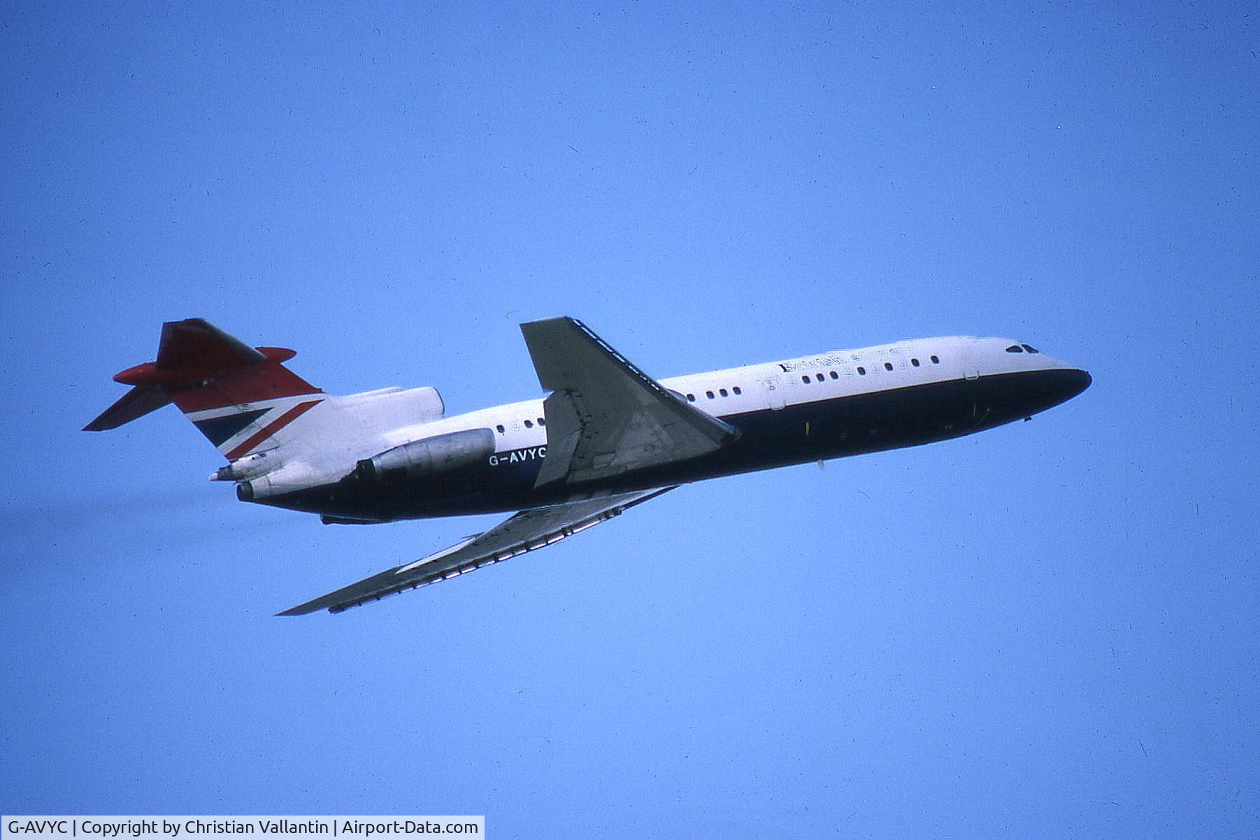 G-AVYC, 1967 Hawker Siddeley HS-121 Trident 1E-110 C/N 2137, Taking off from Heathrow
