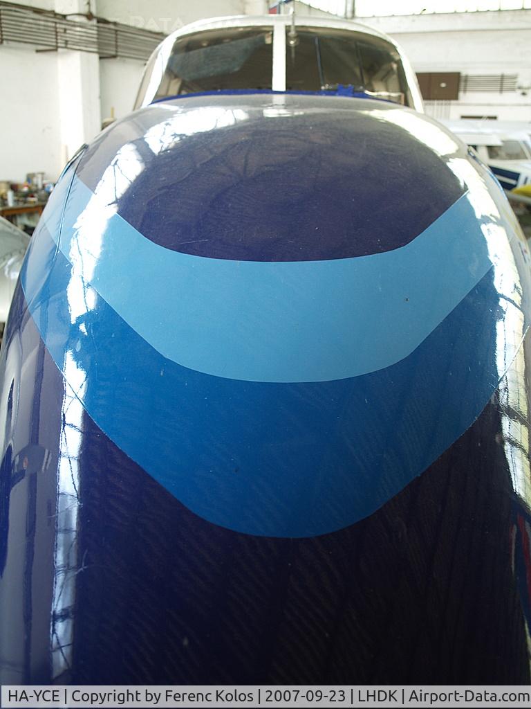 HA-YCE, Piper PA-23-250 Aztec C/N 27-7405341, Dunakeszi