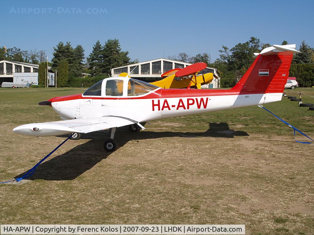 HA-APW, 1979 Piper PA-38-112 Tomahawk Tomahawk C/N 38-79A0512, Dunakeszi