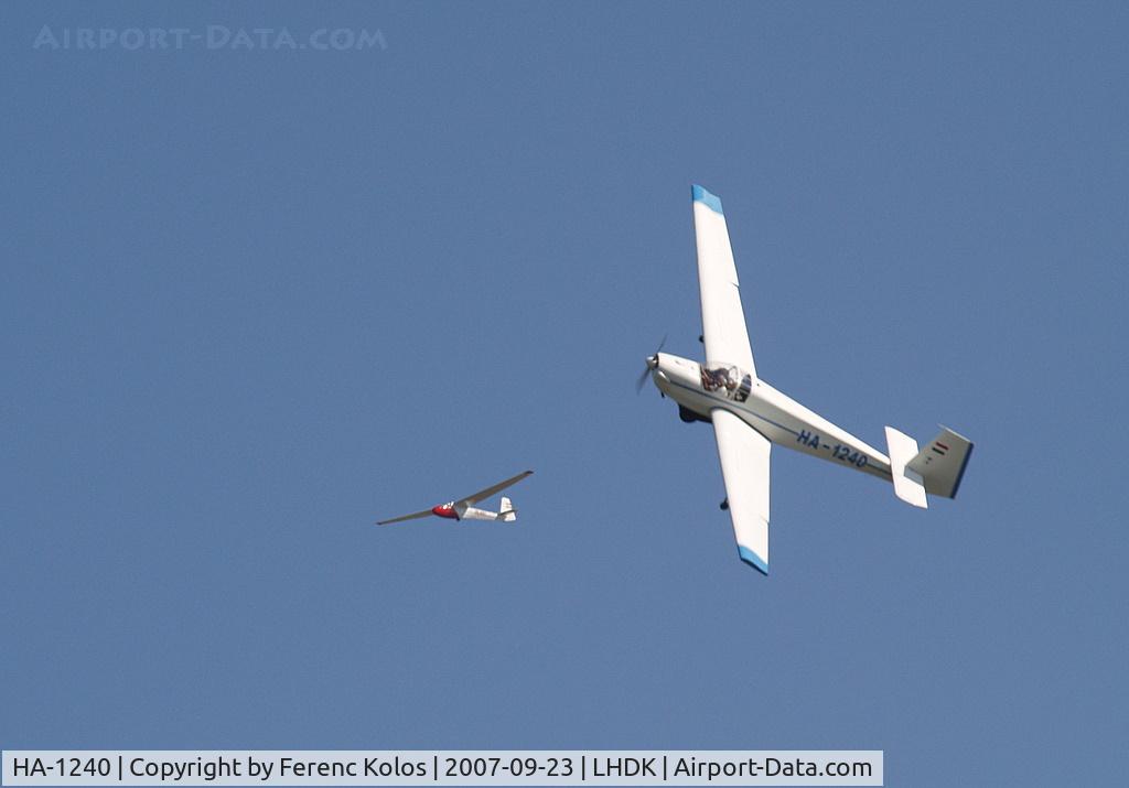 HA-1240, 1972 Scheibe SF-25C Falke C/N 4436, Dunakeszi