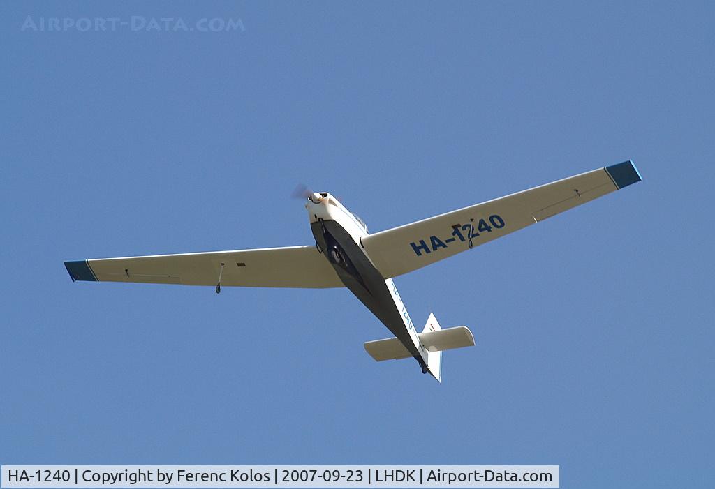 HA-1240, 1972 Scheibe SF-25C Falke C/N 4436, Dunakeszi