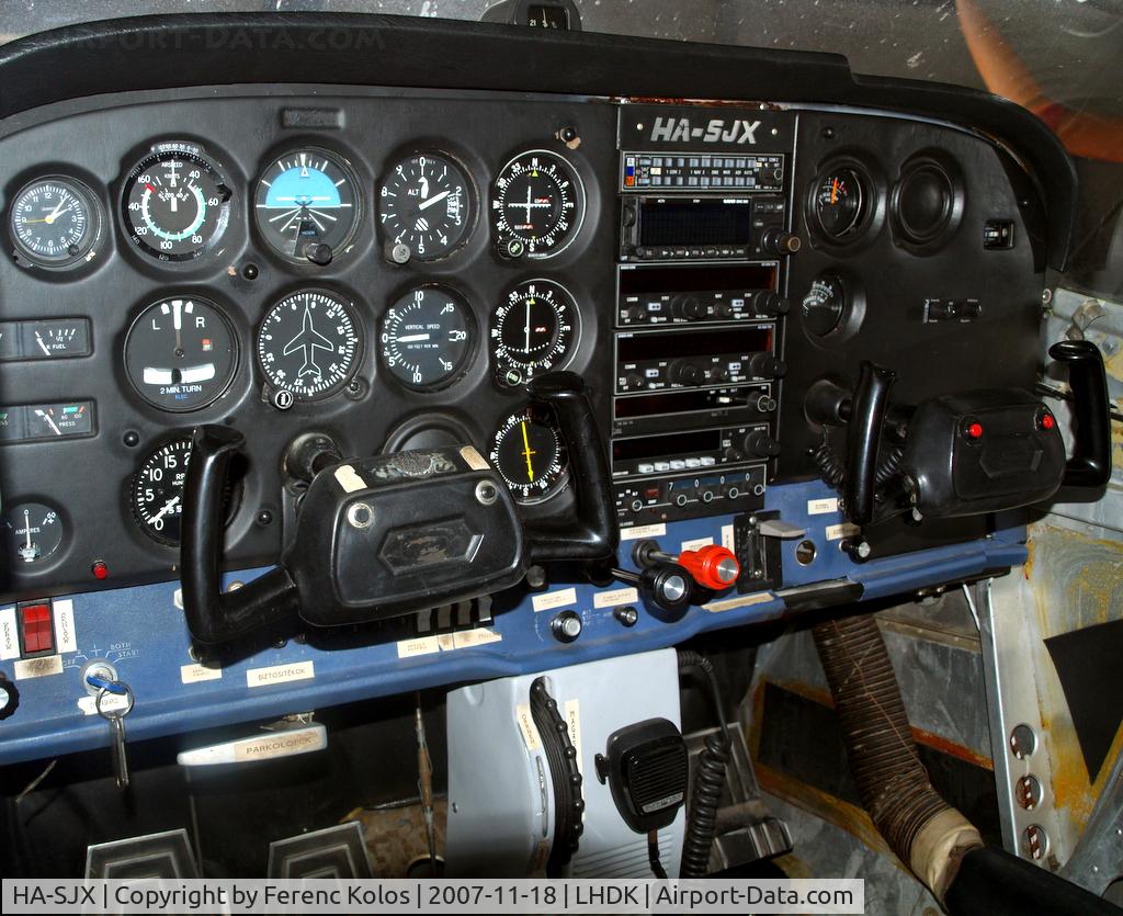 HA-SJX, 1978 Cessna 172N C/N 17270653, Dunakeszi