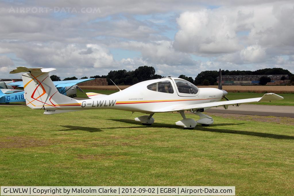 G-LWLW, 2003 Diamond DA-40D Diamond Star C/N D4.052, Diamond DA-40D Diamond Star at The Real Aeroplane Club's Wings & Wheels weekend, Breighton Airfield, September 2012.