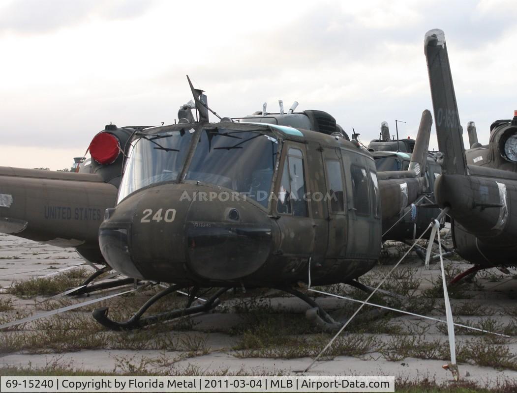 69-15240, 1969 Bell UH-1H Iroquois C/N 11528, UH-1H in storage