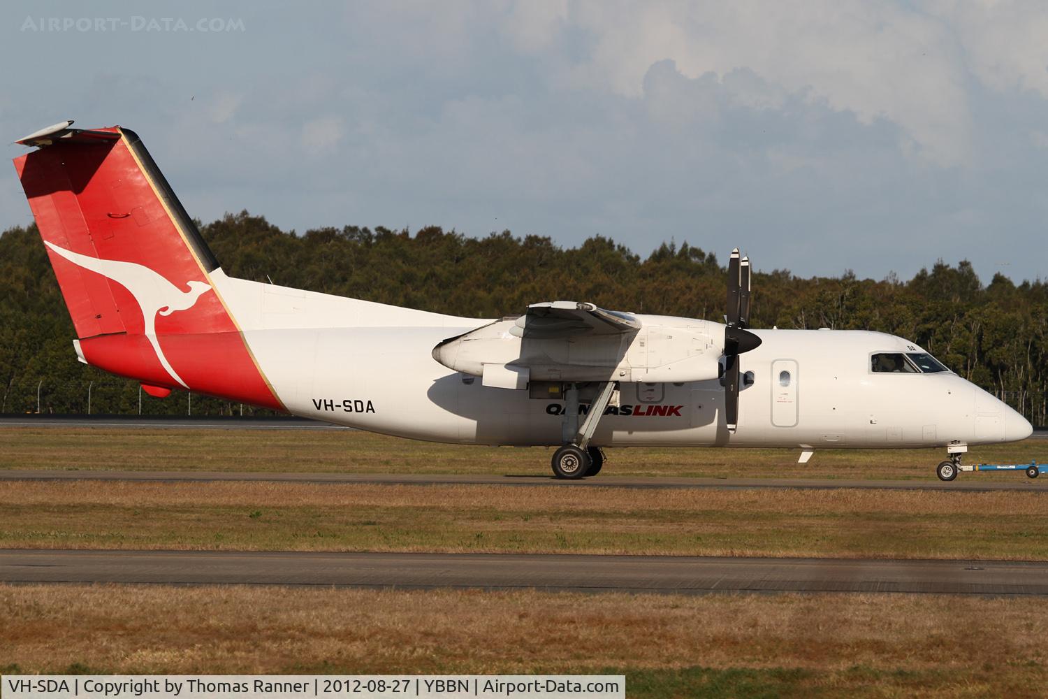 VH-SDA, 1997 De Havilland Canada DHC-8-202 Dash 8 C/N 482, QantasLink DHC-8