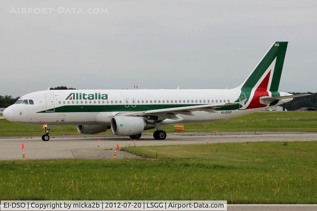 EI-DSO, 2008 Airbus A320-216 C/N 3464, Taxiing