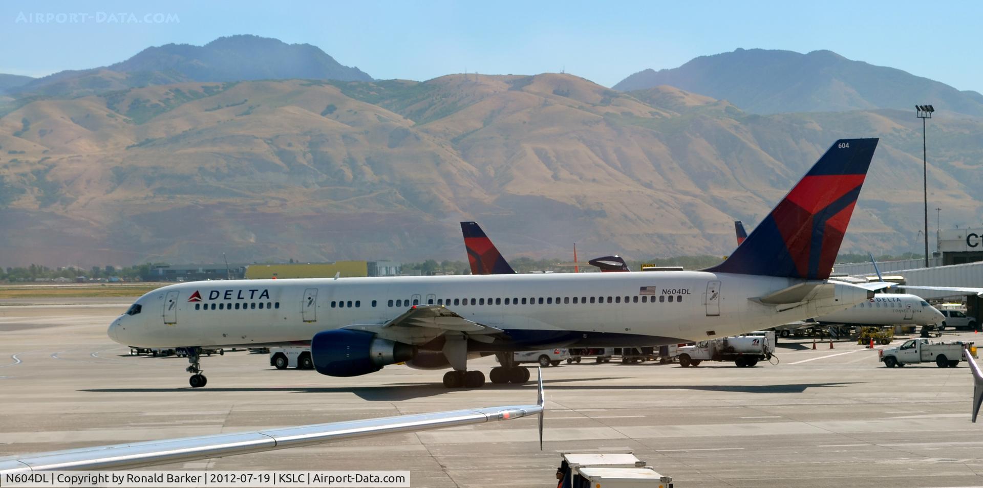 N604DL, 1984 Boeing 757-232 C/N 22811, Taxi SLC UT