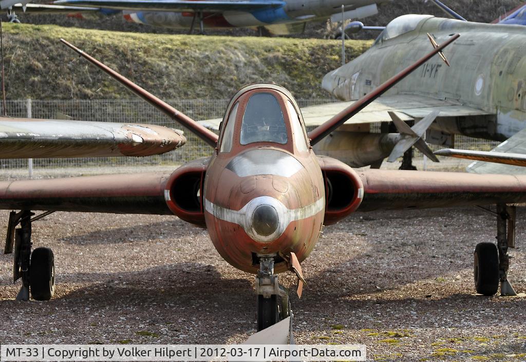 MT-33, Fouga CM-170R Magister C/N 290, at Savigny-les-Beaune