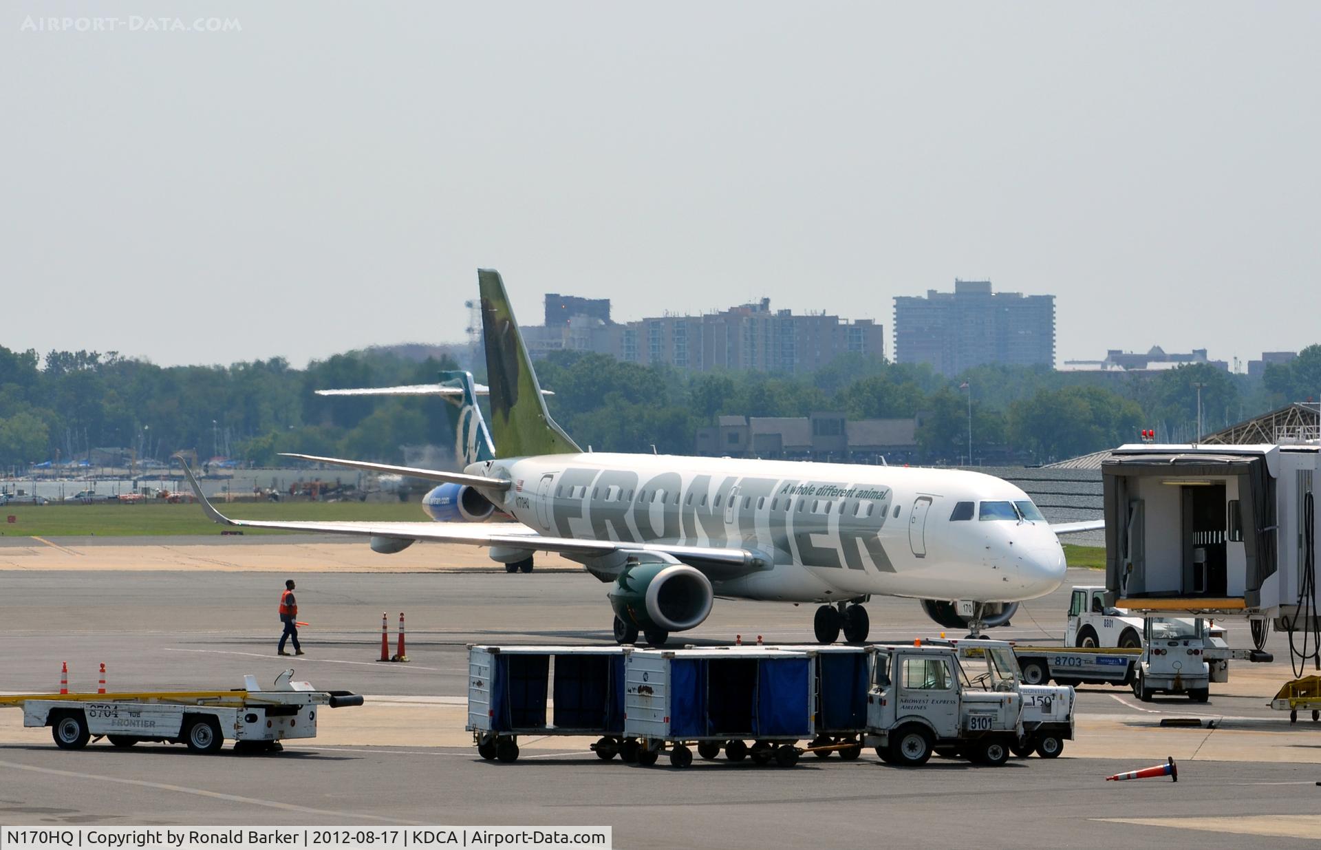 N170HQ, 2008 Embraer 190AR (ERJ-190-100IGW) C/N 19000191, Taxi DCA