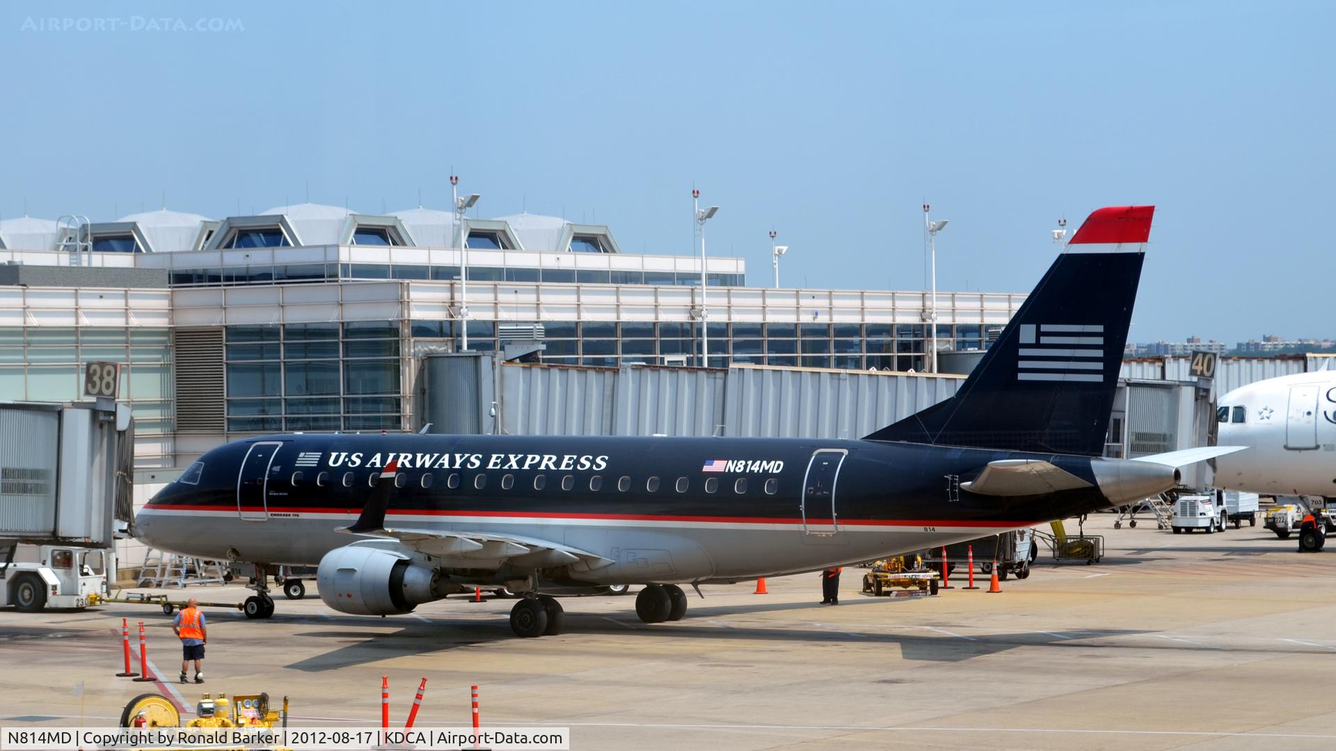 N814MD, 2004 Embraer 170SU (ERJ-170-100SU) C/N 17000033, DCA VA
