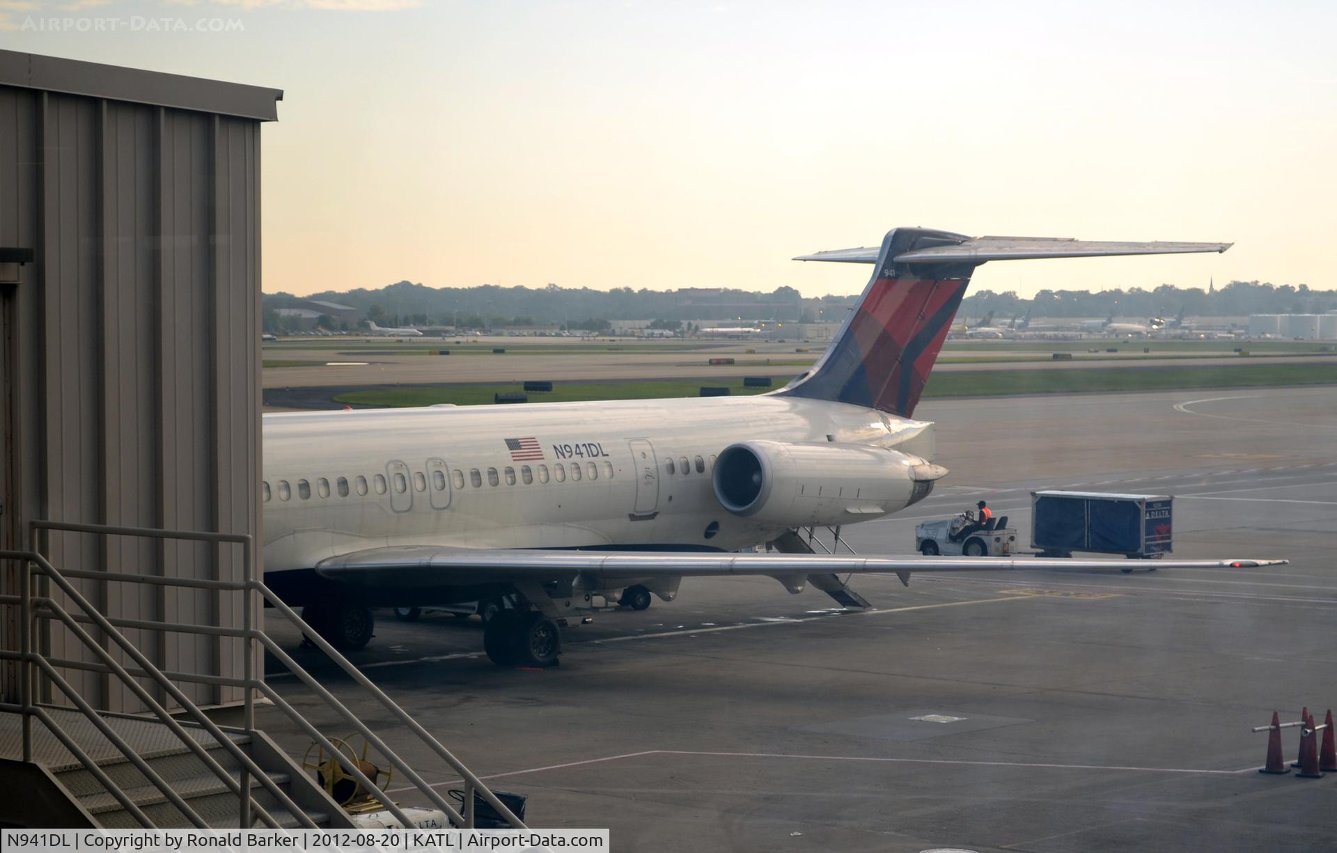 N941DL, 1989 McDonnell Douglas MD-88 C/N 49814, Atlanta