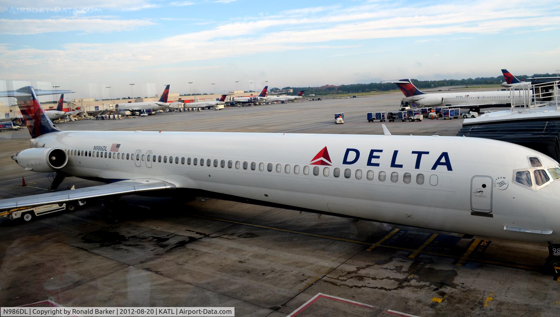 N986DL, 1991 McDonnell Douglas MD-88 C/N 53313, Atlanta
