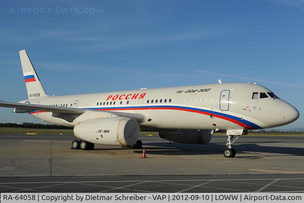 RA-64058, Tupolev Tu-204-300 C/N 145074-4164058, Rossija Tupolev 204
