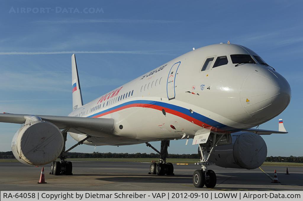 RA-64058, Tupolev Tu-204-300 C/N 145074-4164058, Rossija Tupolev 204