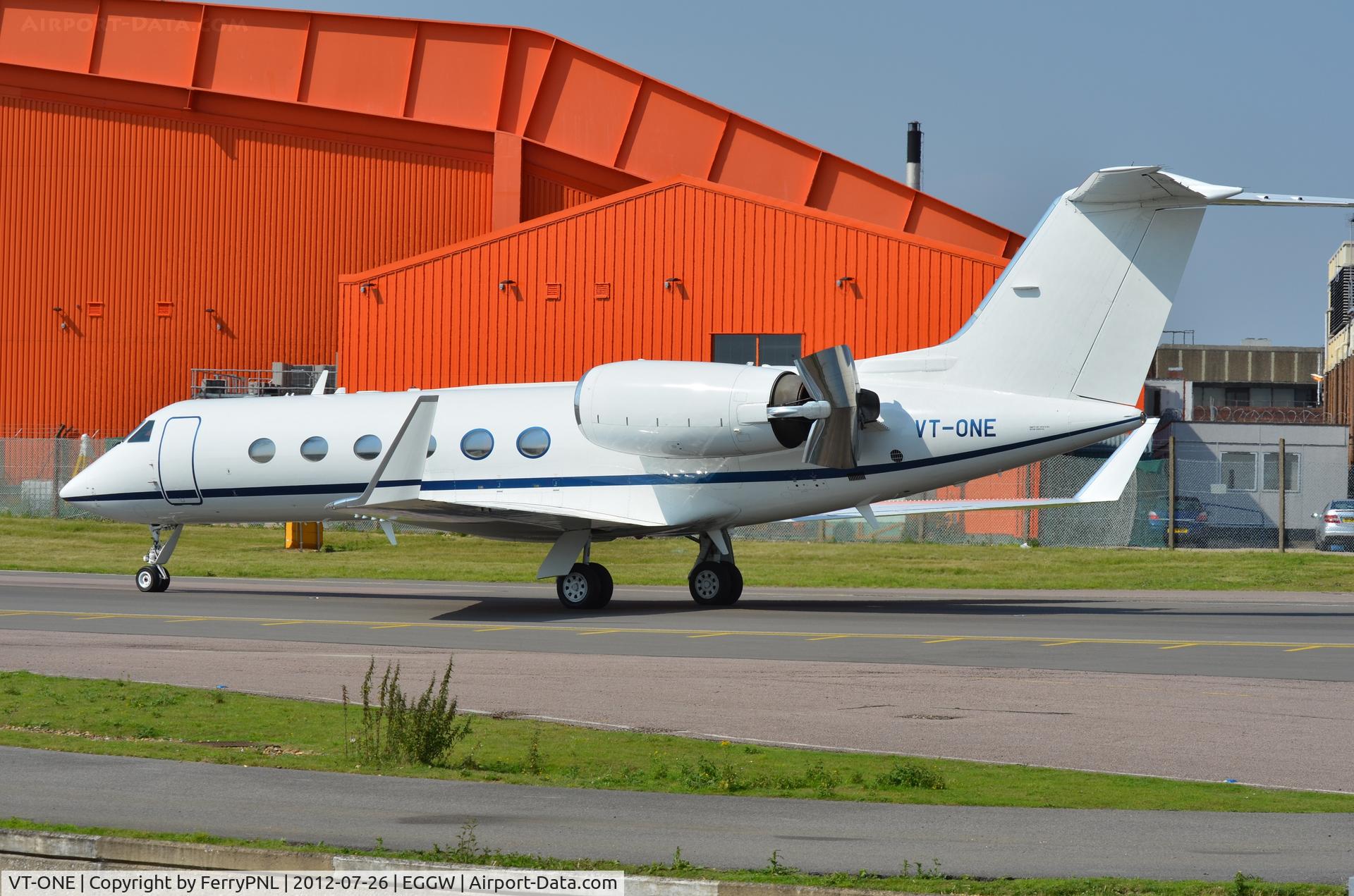 VT-ONE, 1993 Gulfstream Aerospace G-IV SP C/N 1231, Arrived in LTN for the Olympics 2012 opening ceremony.